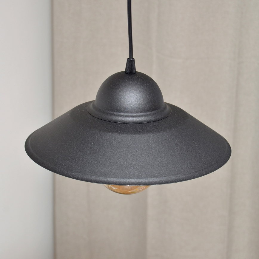 Kattokruunu johdossa SORAPIS 1xE27/15W/230V musta