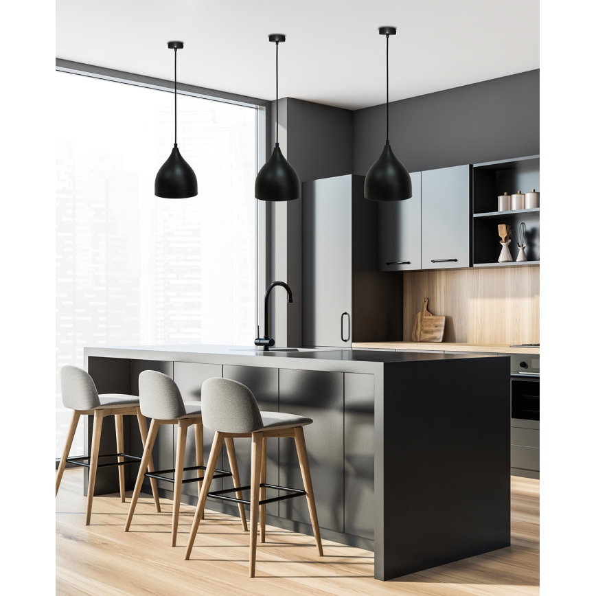 Kattokruunu johdossa YSTAD 1xE27/40W/230V musta