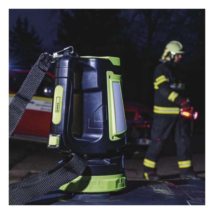 Ladattava LED-taskulamppu LED/3,7V IP44 850 lm 8000mAh