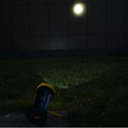 Ladattava LED-taskulamppu LED/5W/4000mAh + LED/3W
