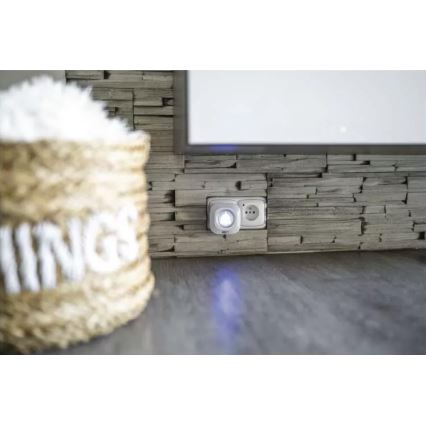 Langaton pistokeovikello 230V + 1xCR2032 IP44 valkoinen