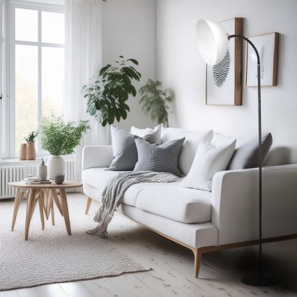 Lattiavalaisin ZACK 1xE27/15W/230V musta