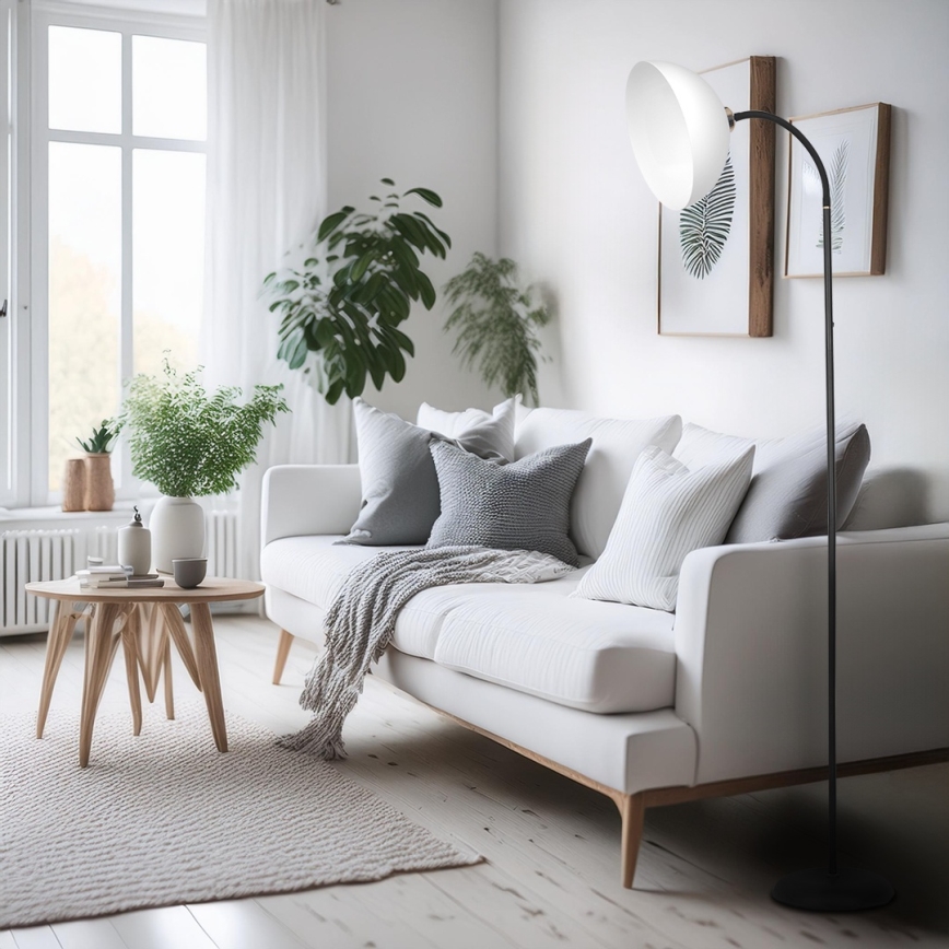 Lattiavalaisin ZACK 1xE27/15W/230V musta