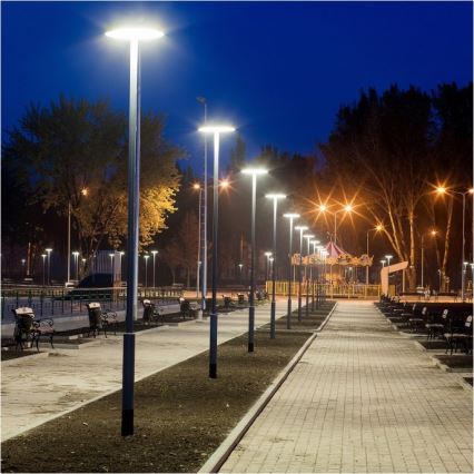 LED-aurinkokatuvalaisin anturilla SOLSUMI LED/25W/3,2V IP54 25000 mAh + kaukosäädin