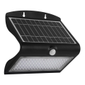 LED aurinkokäyttöinen valaisin liiketunnistimella ja hämäräkytkimellä LED/6,8W/4000 mAh 3,7V IP65