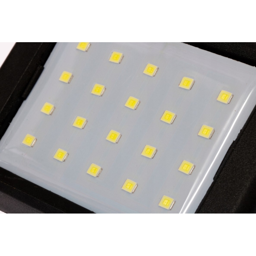 LED aurinkokenno seinävalaisin anturilla LED/0,55W/3,7V IP65