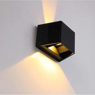 LED aurinkokenno seinävalaisin anturilla LED/2W/5V IP54