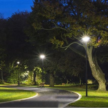 LED aurinkokennokatuvalaisin anturilla LED/10W/3,2V 6500K IP65 + kaukosäädin