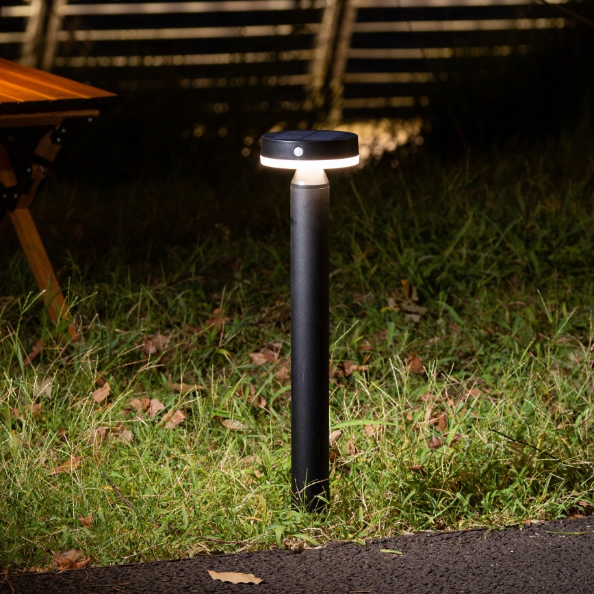 LED-aurinkolamppu anturilla GWINEA LED/4,5W/3,7V 2000 mAh 50 cm IP44 musta