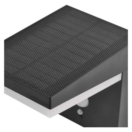 LED aurinkokäyttöinen seinävalaisin sensorilla LED/4,4W/3,7V 2200 mAh IP44