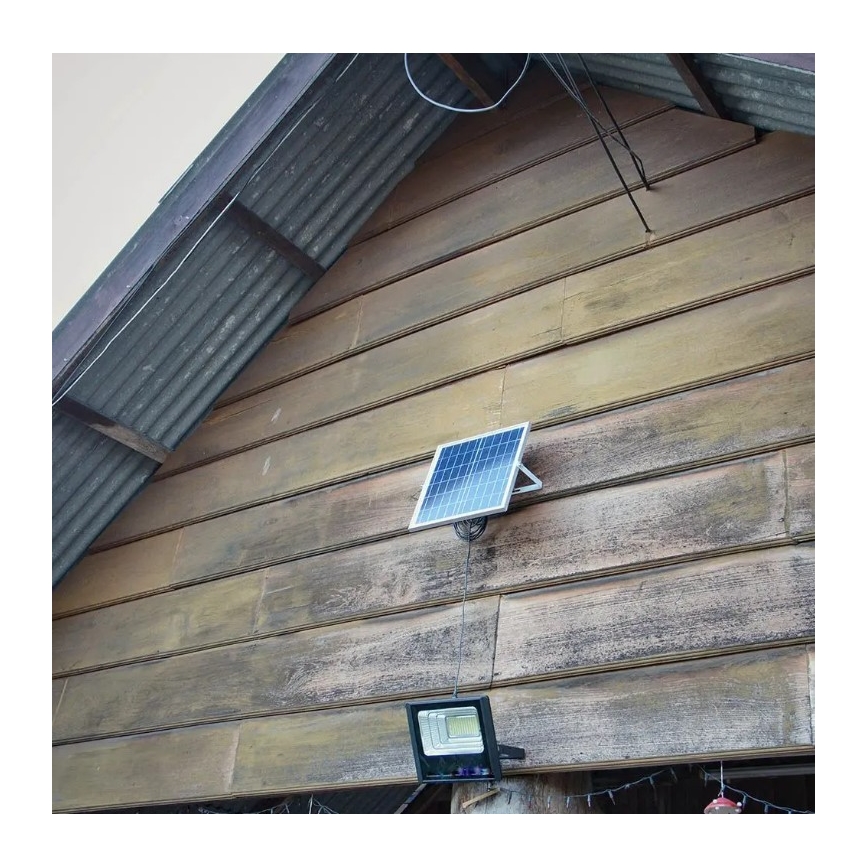 LED Himmennettävä aurinkokenno valonheitin LED/20W/6,4V 4000K IP65 10000 mAh + kauko-ohjaus