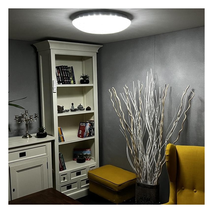 LED Himmennettävä kattovalo LED/48W/230V 2700-6500K Wi-Fi Tuya + kauko-ohjain