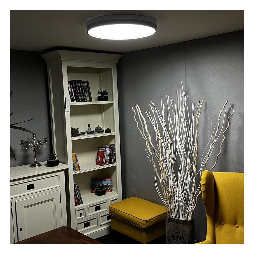 LED Himmennettävä kattovalo LED/48W/230V 2700-6500K Wi-Fi Tuya + kauko-ohjain