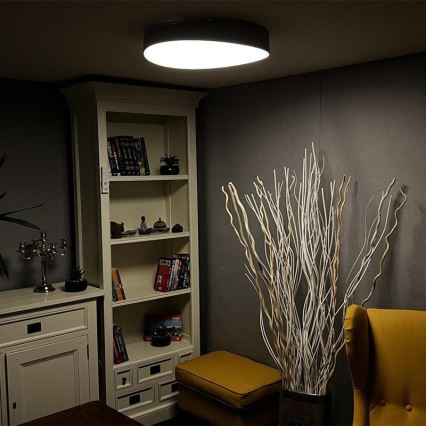 LED Himmennettävä kattovalo LED/48W/230V 2700-6500K Wi-Fi Tuya + kauko-ohjain
