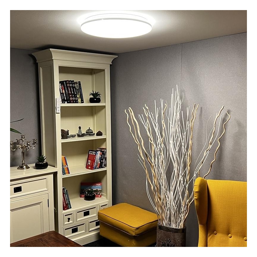 LED Himmennettävä kattovalo LED/48W/230V 2700-6500K Wi-Fi Tuya + kauko-ohjain