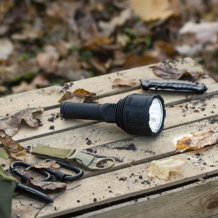 LED himmennettävä ladattava taskulamppu LED/30W/5V IPX7 3000 lm 4200 mAh