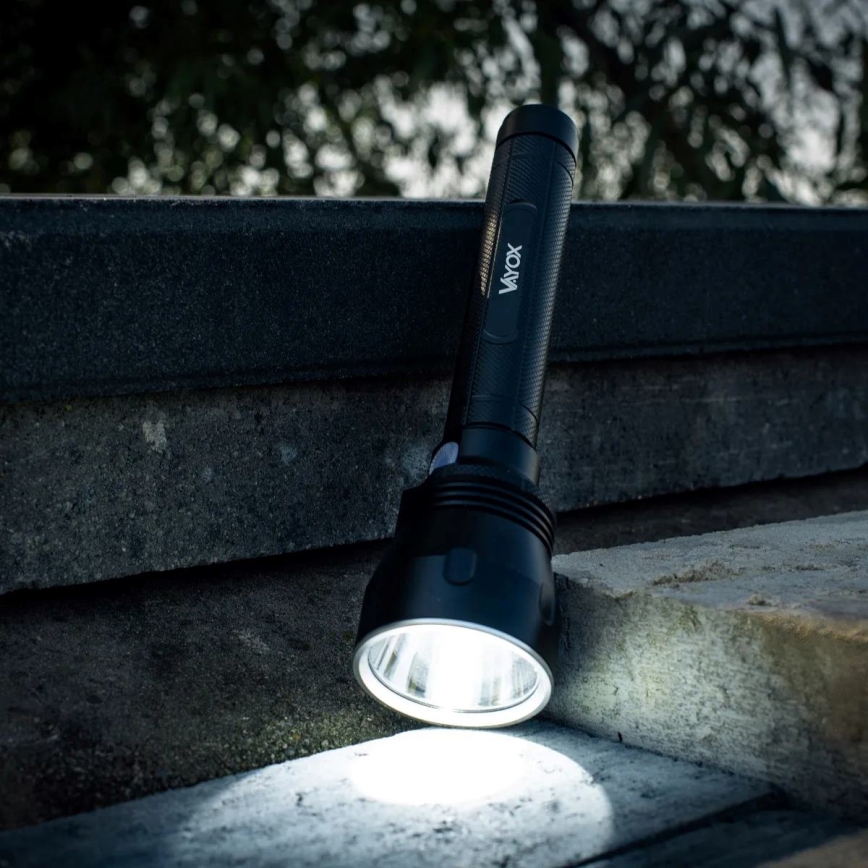 LED Himmennettävä ladattava taskulamppu LED/20W/5V IPX5 1570 kiiltävä 8400 mAh