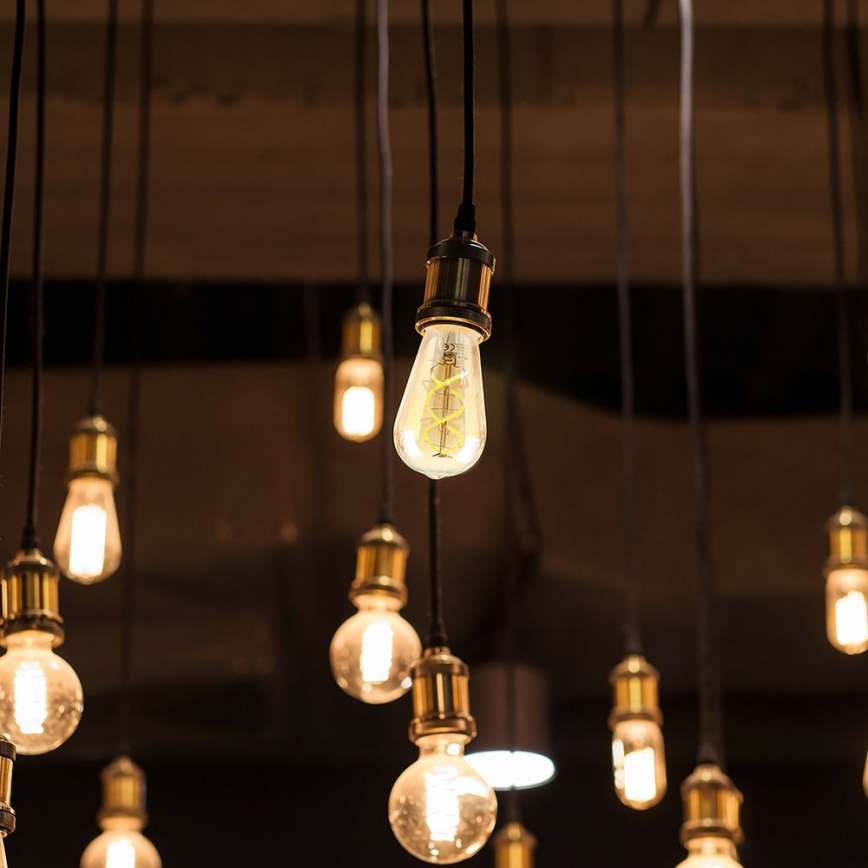 LED Himmennettävä polttimo FILAMENT ST64 E27/4,8W/230V 1800K