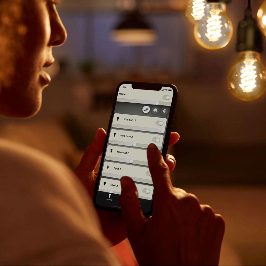LED Himmennettävä polttimo Philips Hue WHITE FILAMENT A60 E27/7W/230V 2100K