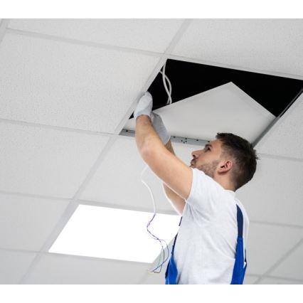 LED Himmennettävä upotettava paneeli CAPRI LED/25/36/40W/230V 3000/4000/5700K UGR&lt;19 IP44 60x60 cm