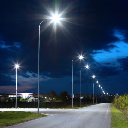 LED himmennettävä valonheitin hämäräanturilla ja aurinkokennopaneeli LED/200W/20000 mAh 6500K IP65 harmaa
