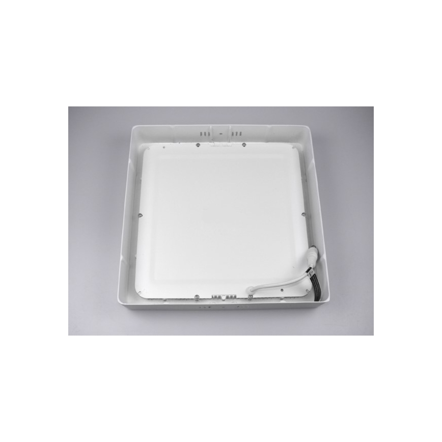 LED-kattovalaisin GERRY LED/18W/230V 4000K valkoinen