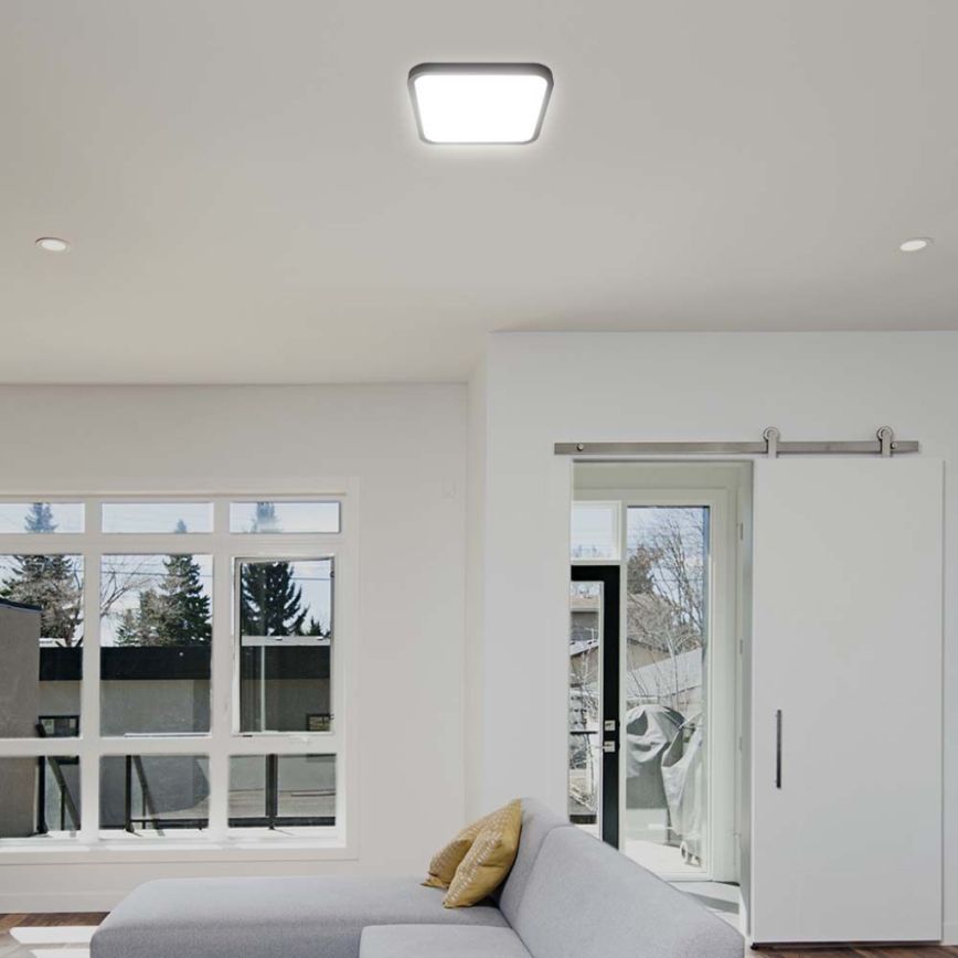LED-kattovalaisin kylpyhuoneeseen LED/18W/230V 6500K IP44 musta