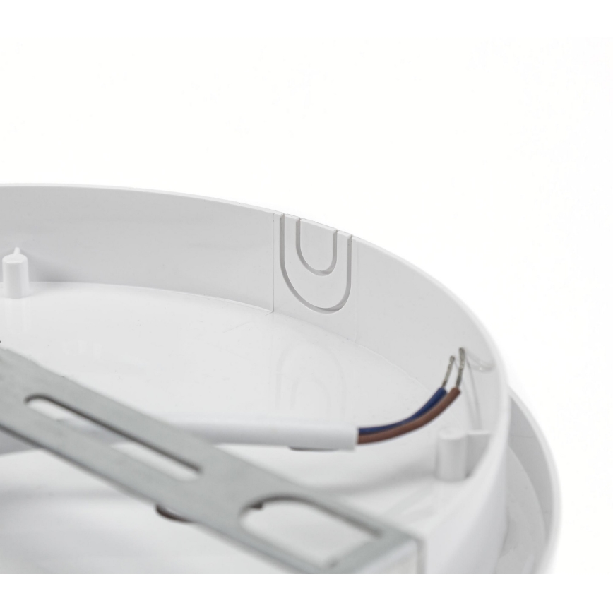 LED-kestävä valo PIR-anturilla LED / 20W / 230V IP54