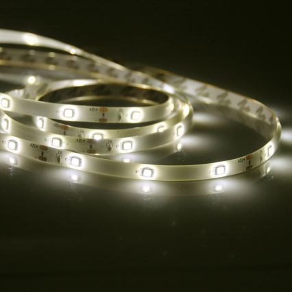 LED-nauhalamppu kylpyhuoneeseen 5m 8,5W/12V IP44 3000K