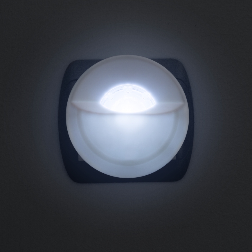 LED-navigointiliitäntävalo anturilla LED/1W/230V 6000K