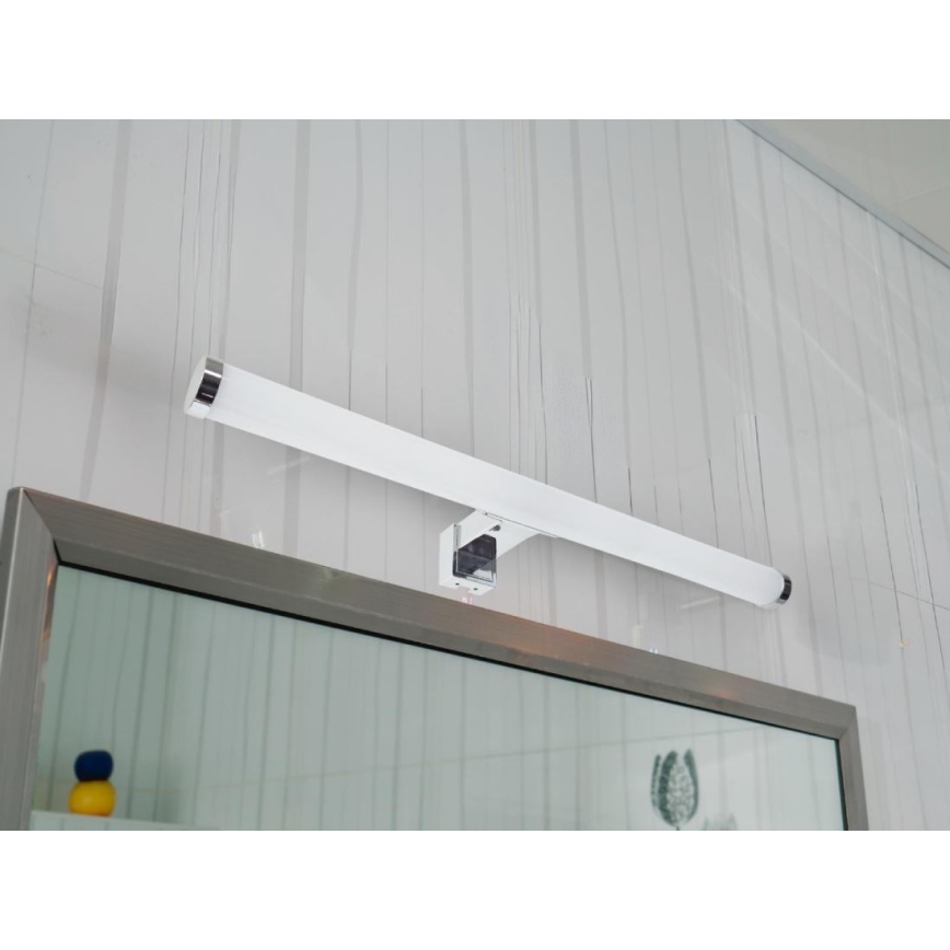 LED-peilivalaisin kylpyhuoneeseen LED/10W/230V 45 cm IP44 kiiltävä kromi