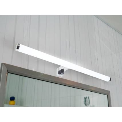 LED-peilivalaisin kylpyhuoneeseen LED/12W/230V 59,5 cm IP44 kiiltävä kromi
