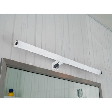 LED-peilivalaisin kylpyhuoneeseen LED/12W/230V 59,5 cm IP44 kiiltävä kromi