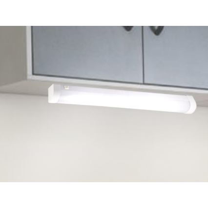 LED-peilivalon kylpyhuoneeseen LED/15W/230V 4000K IP44