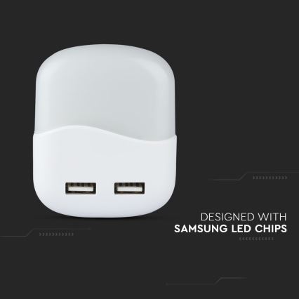 LED Pistorasia yövalo hämärätunnistimella 2xUSB LED/0,45W/230V 3000K
