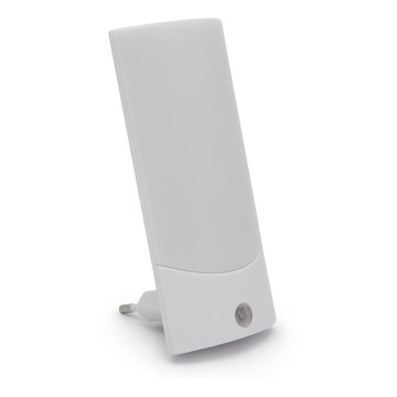 LED Pistorasian suuntavalo anturilla LED/1W/230V 6000K