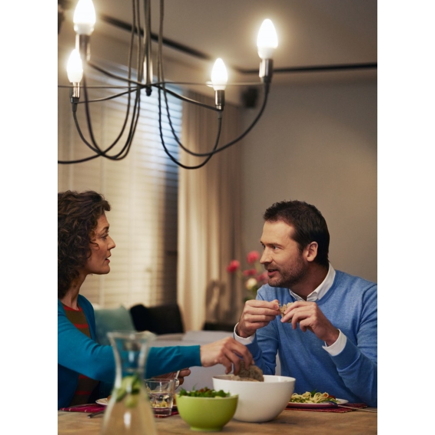 LED-polttimo Philips E14/5,5W/230V 2700K