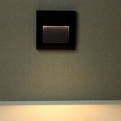 LED Portaikon ulkovalo LED/2W/230V IP65 4000K musta