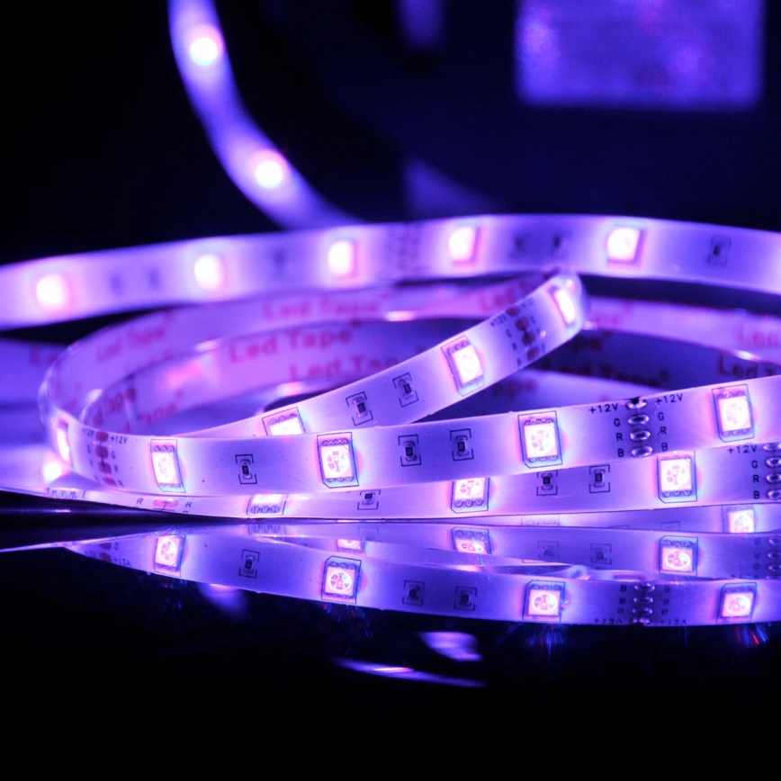 LED RGB Himmennettävä ulkovalo 5m LED/14W/12V IP65 + kaukosäädin