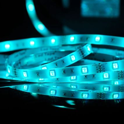 LED RGB Himmennettävä ulkovalo 5m LED/14W/12V IP65 + kaukosäädin