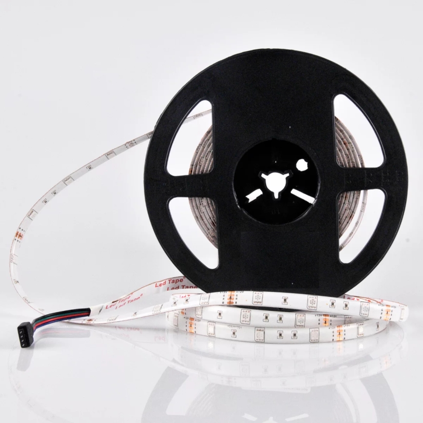 LED RGB Himmennettävä ulkovalo 5m LED/14W/12V IP65 + kaukosäädin