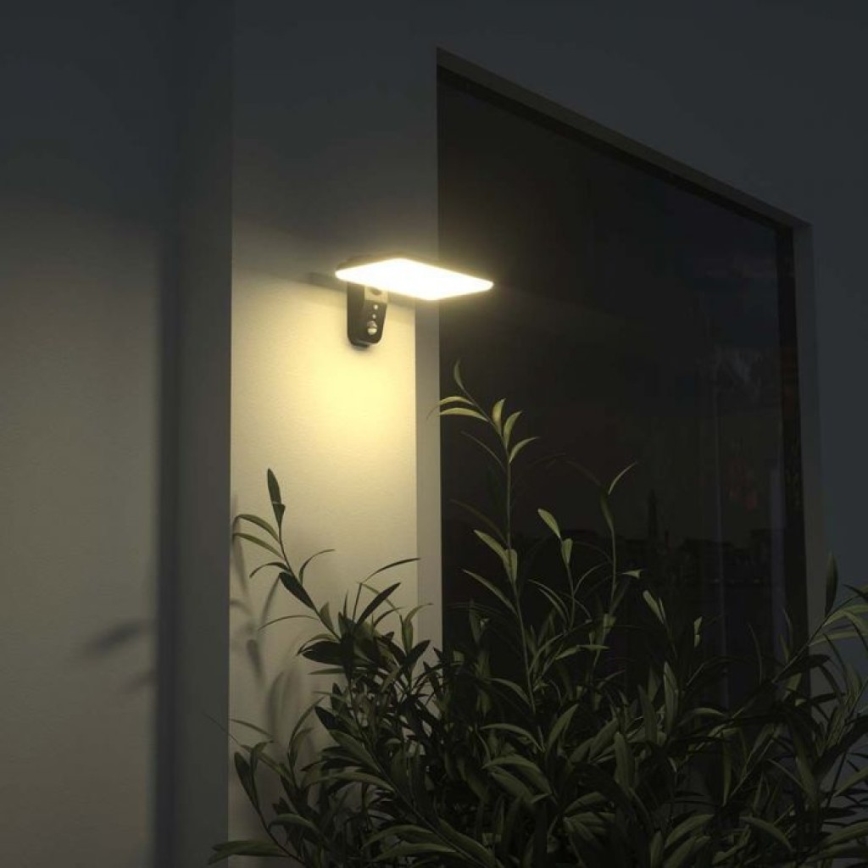 LED-seinäaurinkovalaisin anturilla LED/15W/3,2V 4000K/6000K IP65 musta