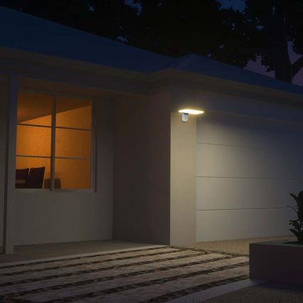 LED-seinäaurinkovalaisin anturilla LED/15W/3,2V 4000K/6000K IP65 valkoinen