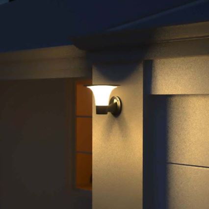 LED-seinäaurinkovalaisin anturilla LED/15W/3,2V 4000K/6000K IP65 6000 mAh