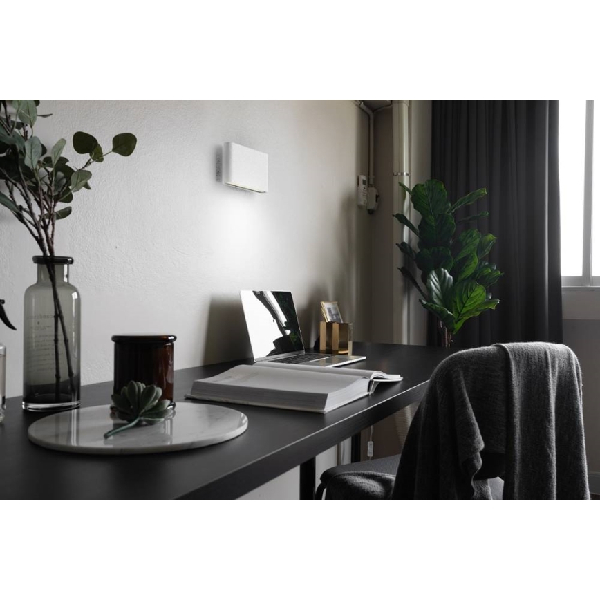 LED-seinävalaisin CARLI 2xLED/10W/230V