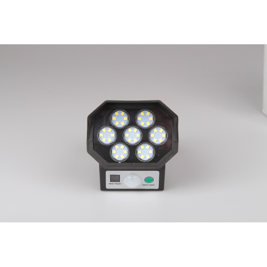 LED Tekovalvontakamera anturilla ja aurinkopaneelilla LED/5W/5,5V IP65 + kauko-ohjaus
