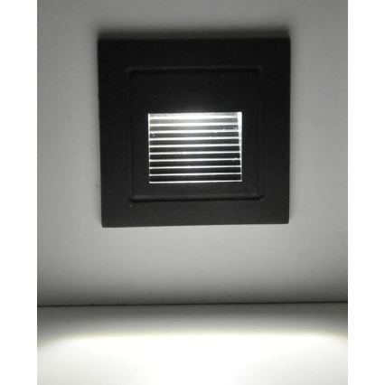 LED-ulkoportaikkovalaisimet Q6 LED/3W/230V IP44