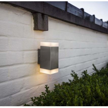 LED-ulkoseinävalaisin 2xLED/4W/230V IP44