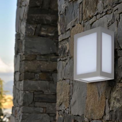 LED-ulkoseinävalaisin LED/12W/230V 3000K IP65 harmaa