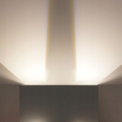 LED Ulkoseinävalaisin LED/12W/230V IP54 musta